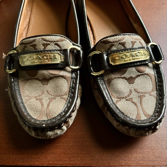 Authentic Coach signature C loafers size 6.5 - Picture 7 of 7